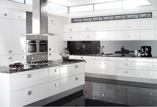 Glossy White Kitchen Cabinets
 17 White and Simple High Gloss Kitchen Designs