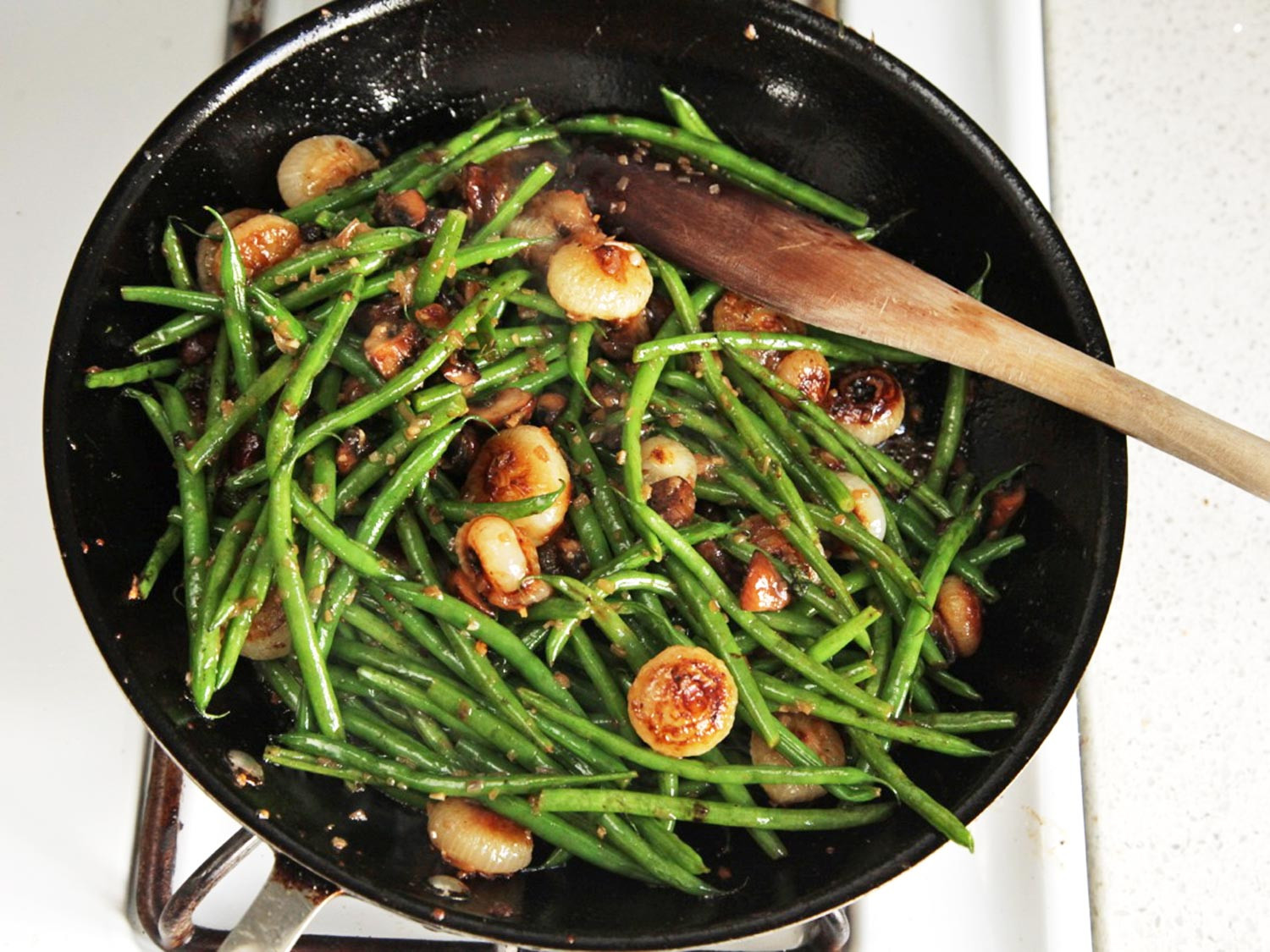 Green Bean Thanksgiving Recipe
 The Food Lab Sautéed Green Beans With Mushrooms and
