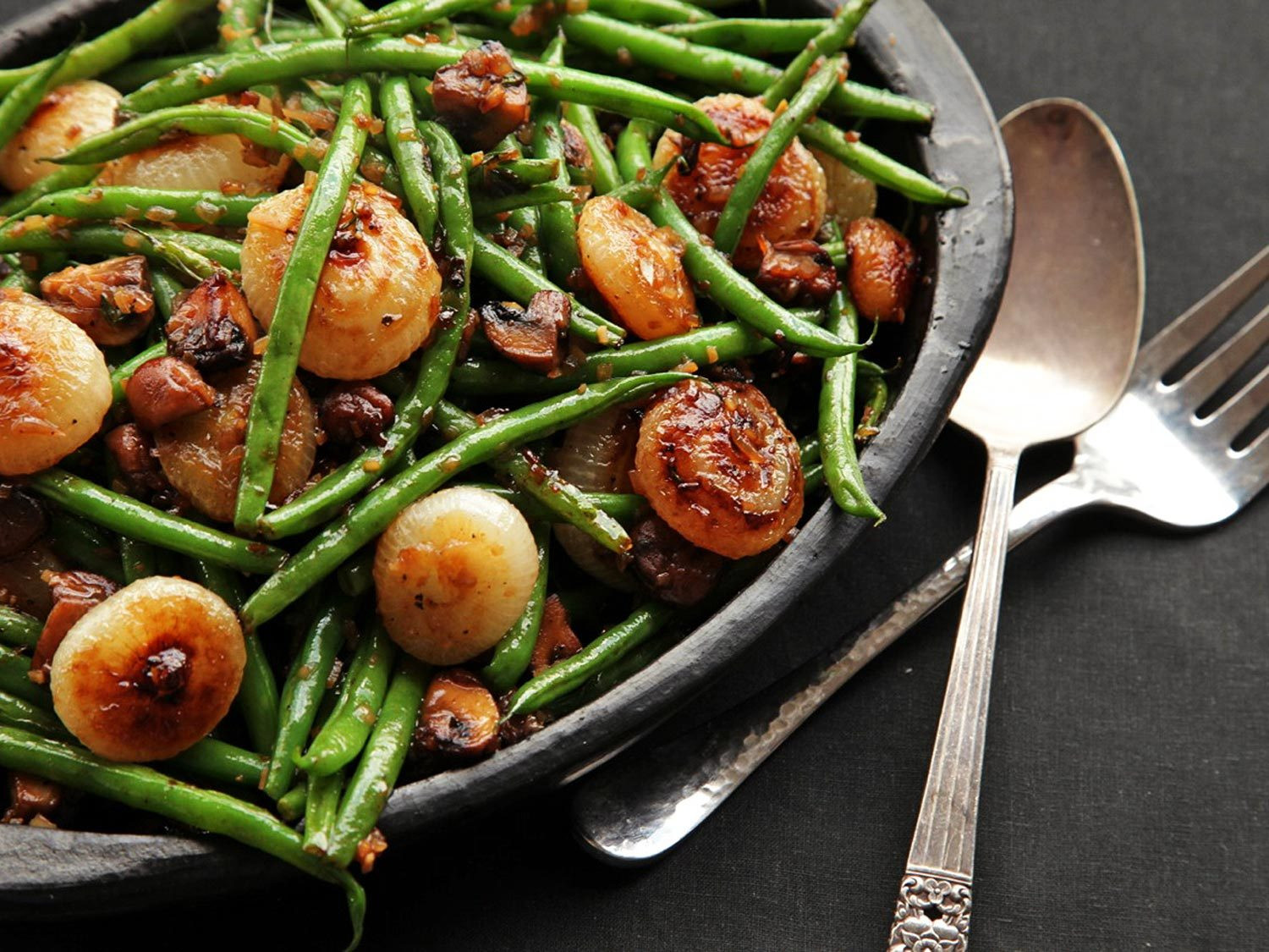 Green Bean Thanksgiving Recipe
 Sautéed Green Beans With Mushrooms and Caramelized