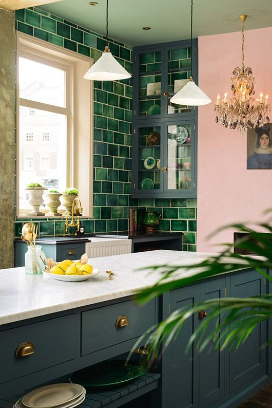 Green Kitchen Tiles
 30 Green Kitchen Decor Ideas That Inspire DigsDigs