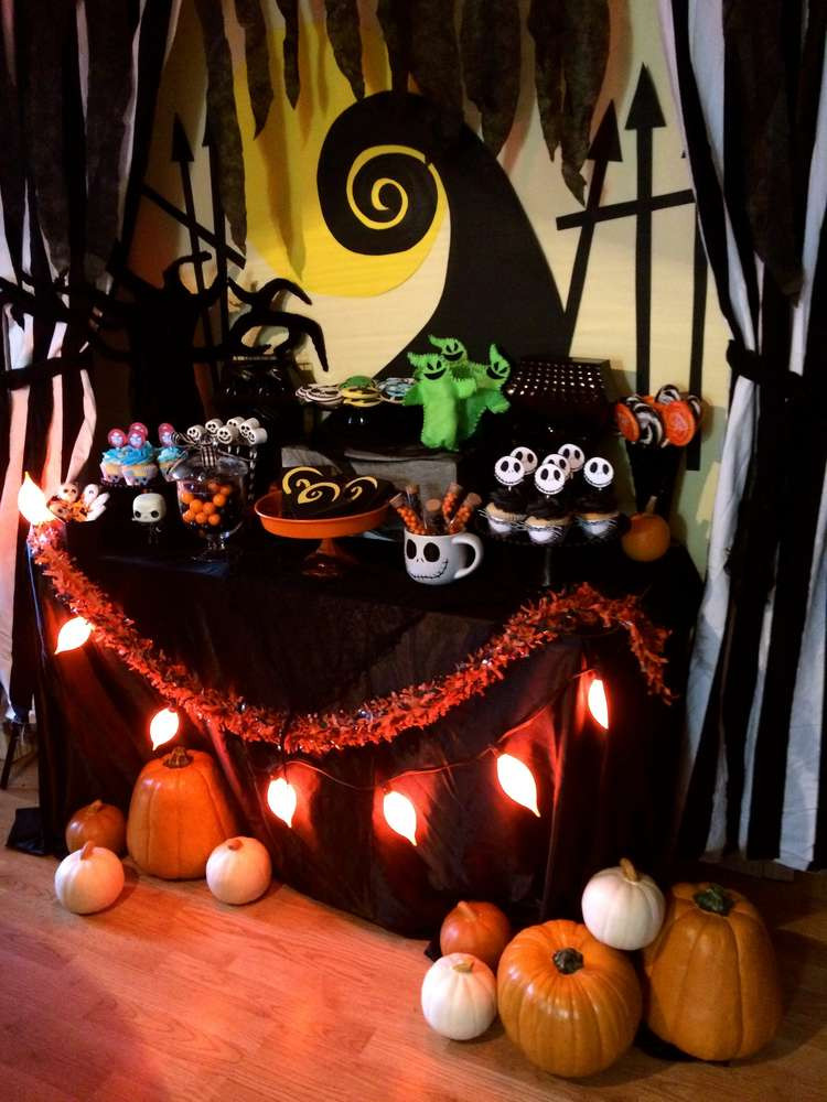 Halloween Bday Ideas
 Haunting decorations for the Tim Burton themed Halloween