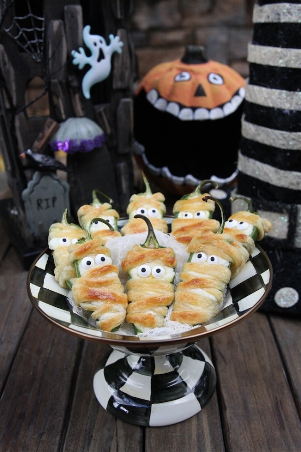 Halloween Treats Ideas
 10 Easy Halloween Appetizers for Your Ghoulish Guests