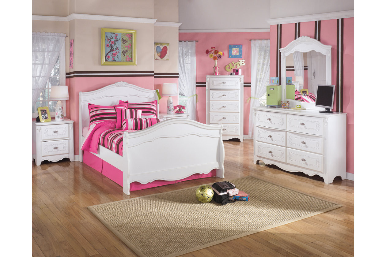 Kids Twin Bedroom Set
 Exquisite 6 Piece Twin Bedroom Set by Ashley Furniture
