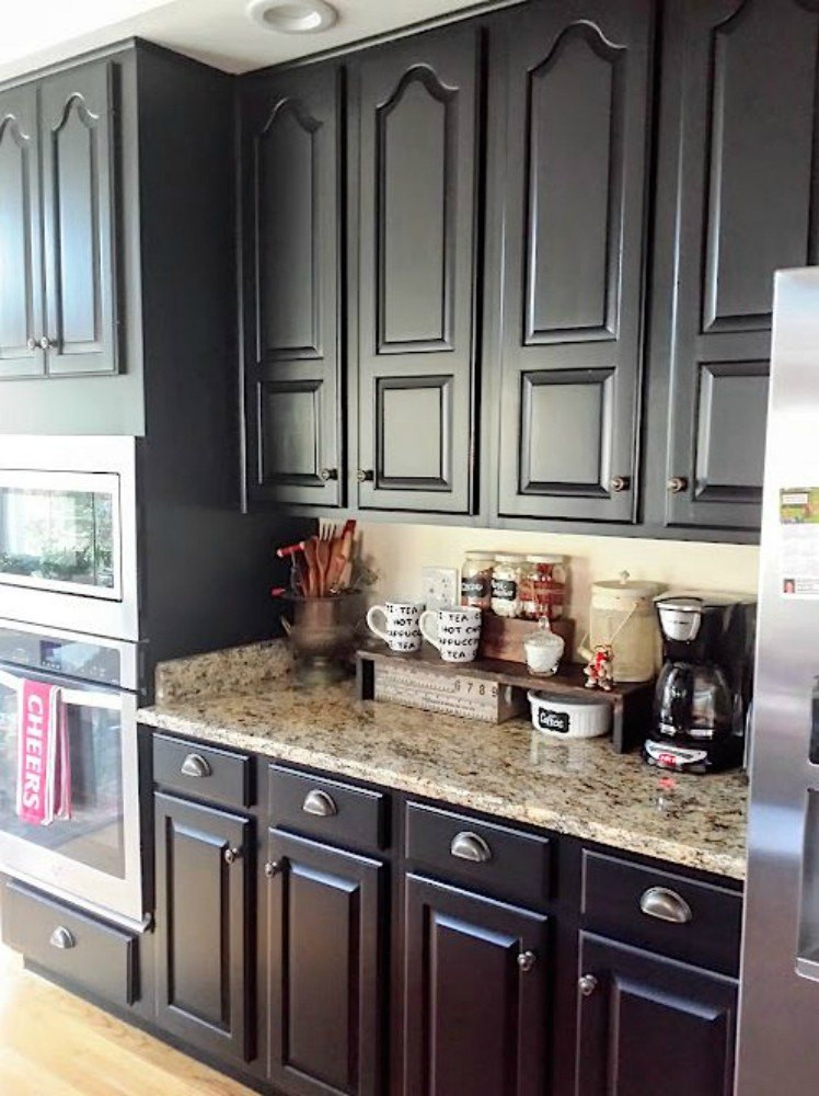 Kitchen Cabinet Paint White
 12 Reasons Not to Paint Your Kitchen Cabinets White