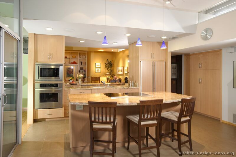 Kitchen Cabinets Lighting Ideas
 Contemporary Kitchen Cabinets and Design Ideas