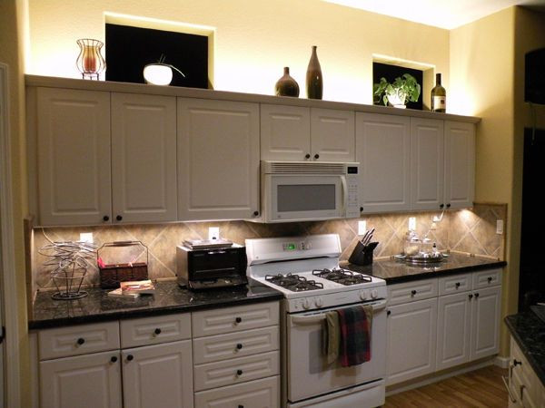 Kitchen Cabinets Lighting Ideas
 Over Cabinet Lighting Using LED Modules or LED Strip