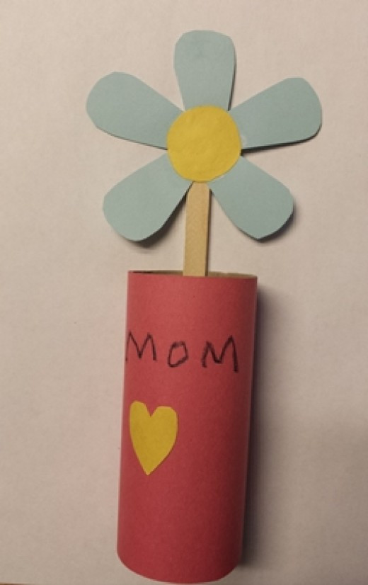 Mothers Day Paper Craft
 Cute and Easy Mother s Day Crafts for Kids