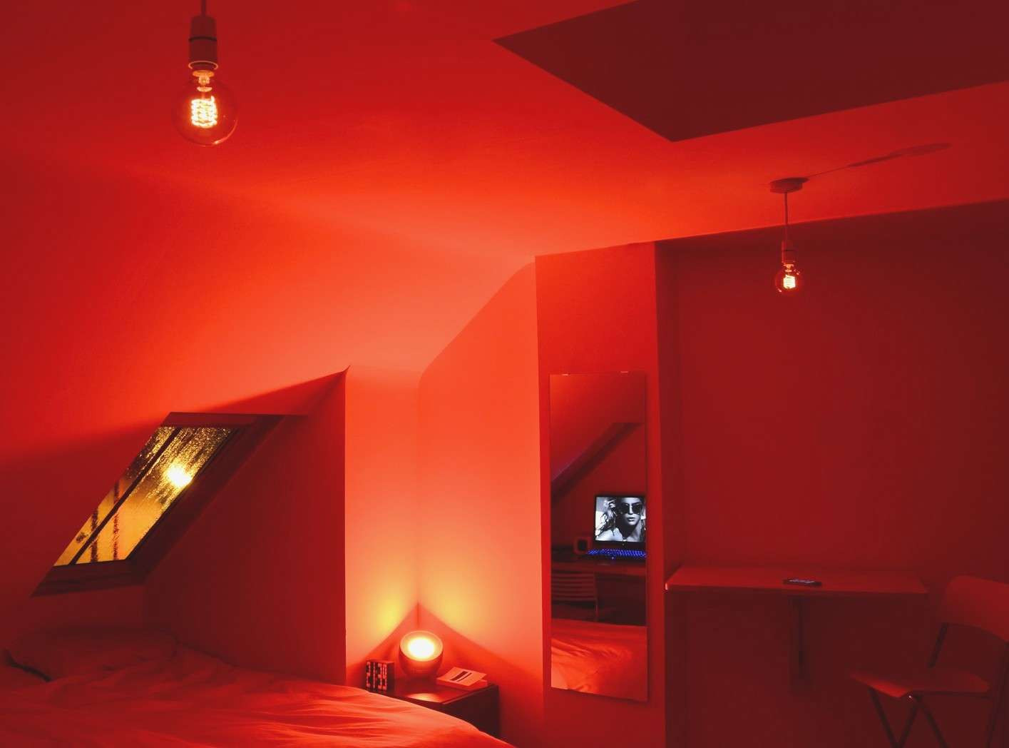 Red Light Bulb In Bedroom
 Red Light Bulb Sleep • Bulbs Ideas