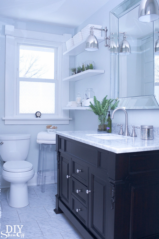Remodeling A Small Bathroom
 Small Bathroom Remodeling Guide 30 Pics Decoholic
