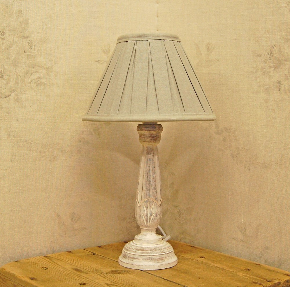 Shabby Chic Bedroom Lamp
 CRUCIAL ROLE PLAYED BY Shabby chic table lamps