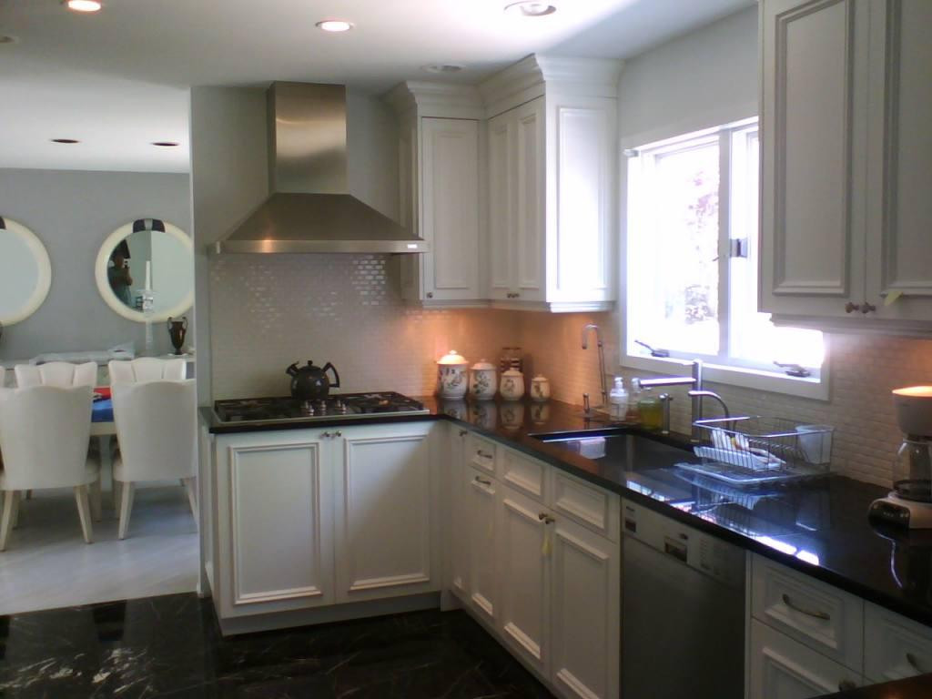 Small Kitchen Color Schemes
 Kitchen Color Schemes with White Cabinets Interior