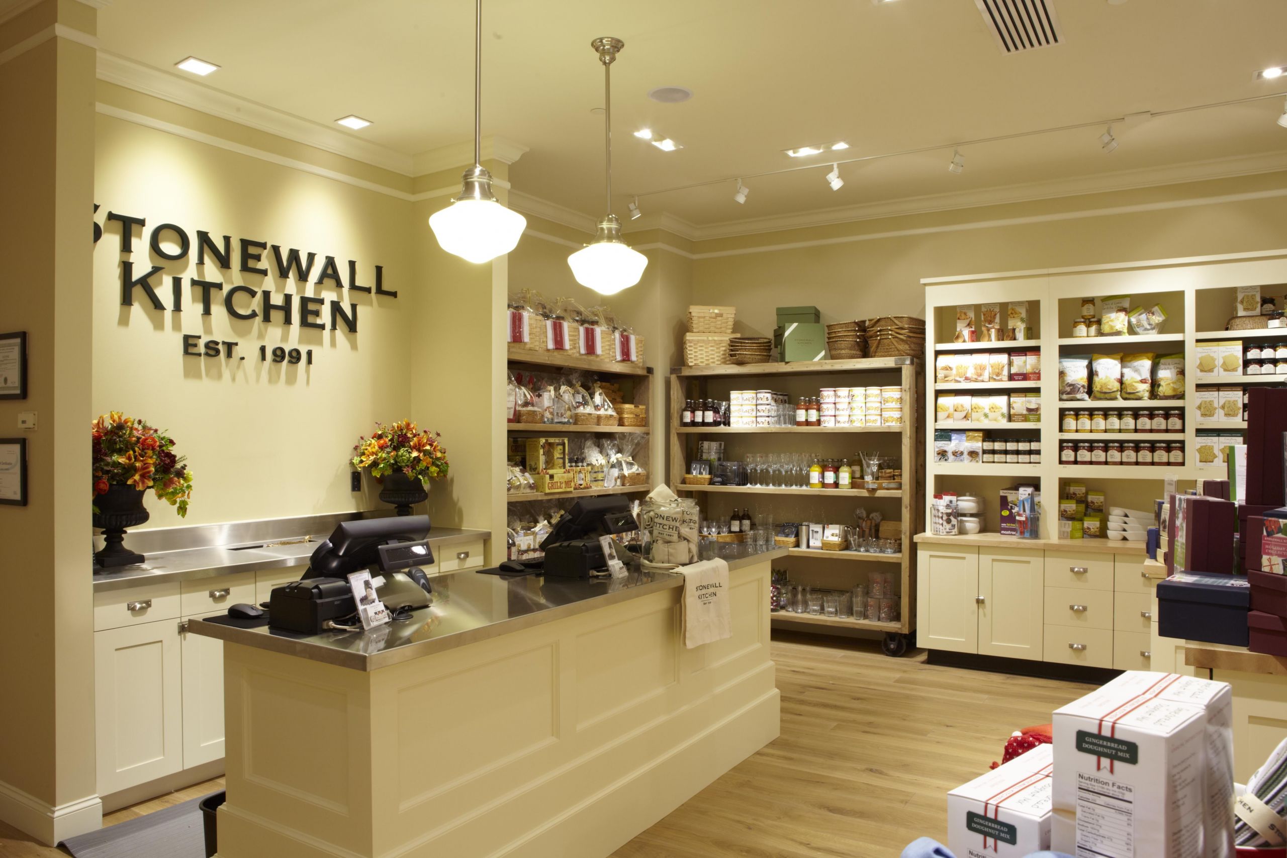 Stonewall Kitchen Stores
 Stonewall Kitchen Opens 10th pany Store Foods