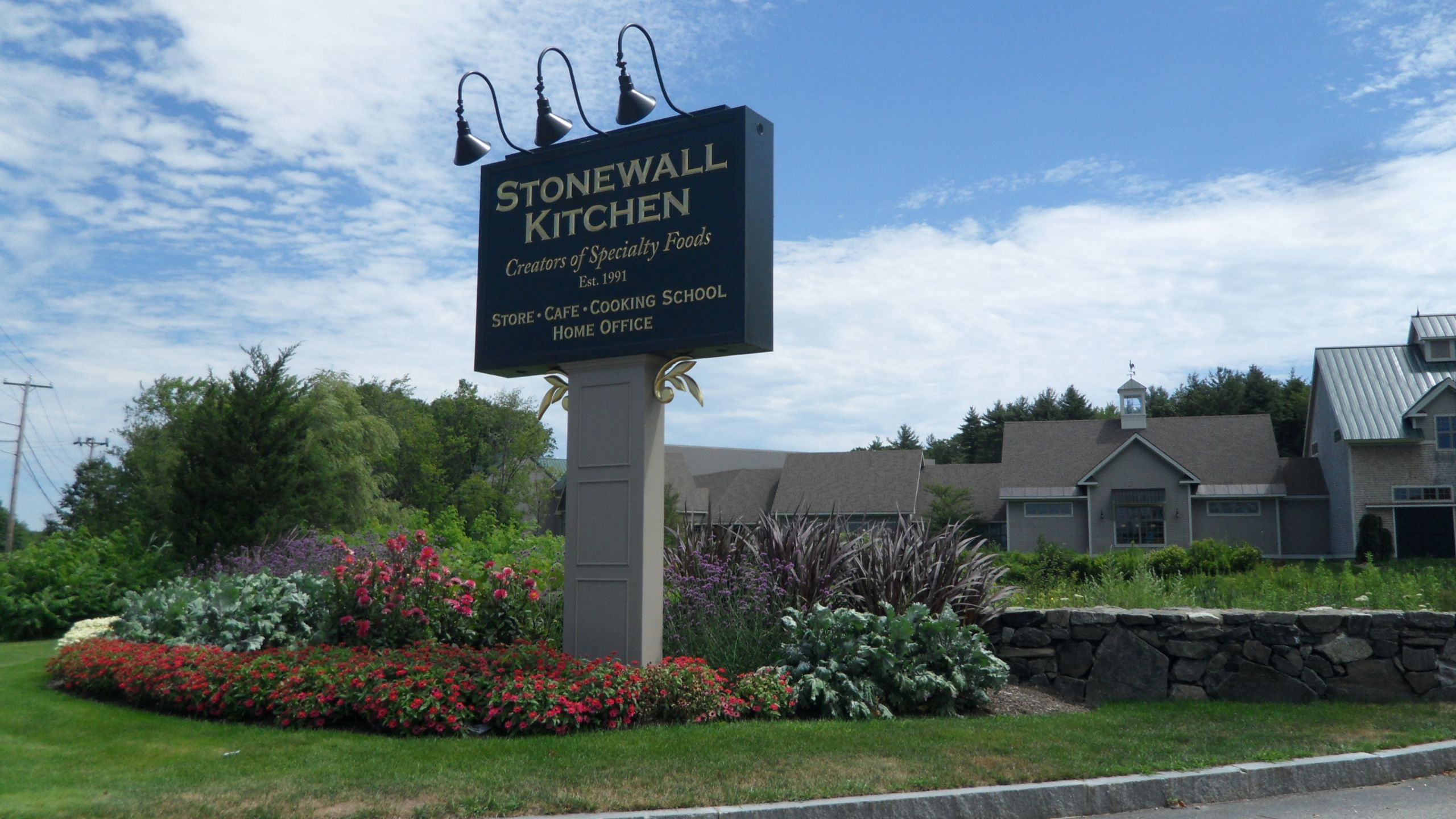 Stonewall Kitchen Stores
 Stonewall Kitchen A Little Bit About a Lot of Things A