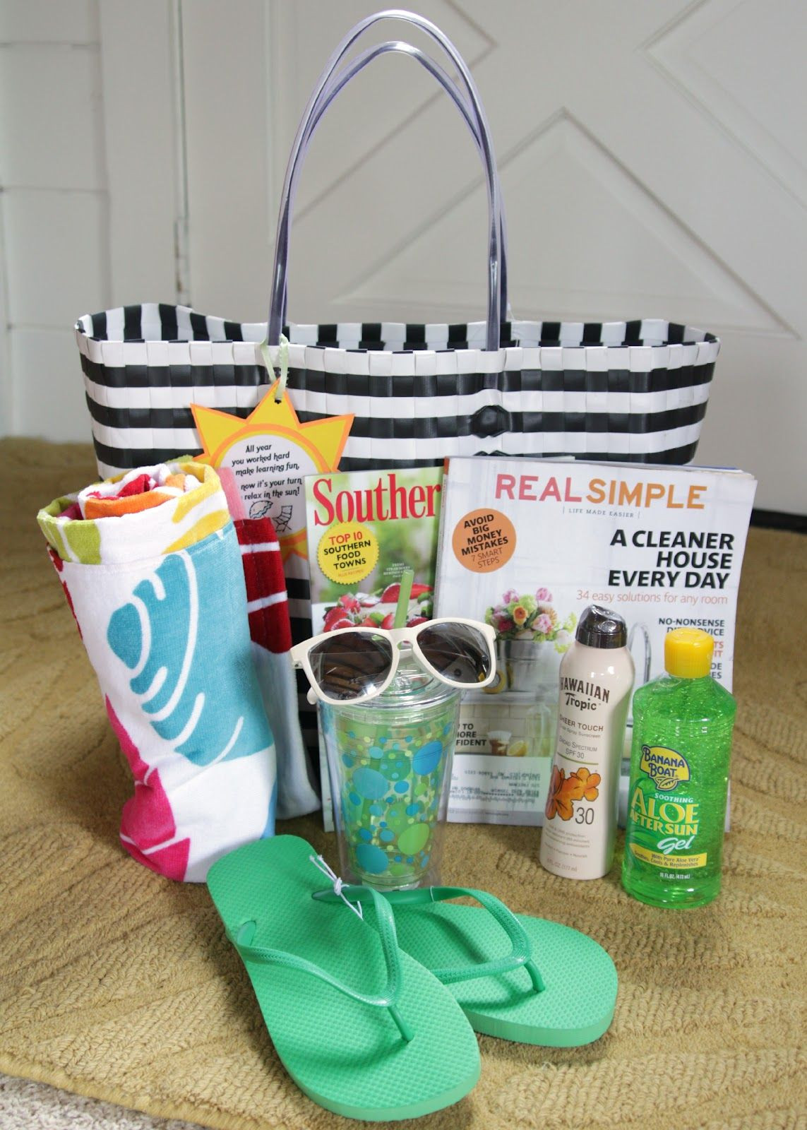 Summer Basket Ideas
 Fun in the sun Summer Relaxation kit with free printable
