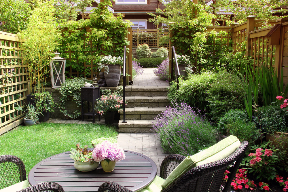 Summer Garden Ideas
 Summer Gardens for Small Spaces – Gardening Tips with J