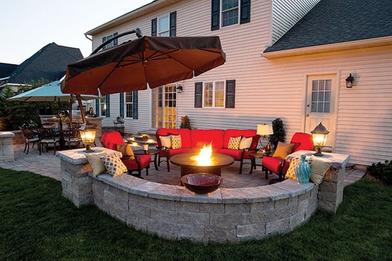 Terrace Landscape Fire Pit
 Best Outdoor Fire Pit Ideas to Have the Ultimate Backyard