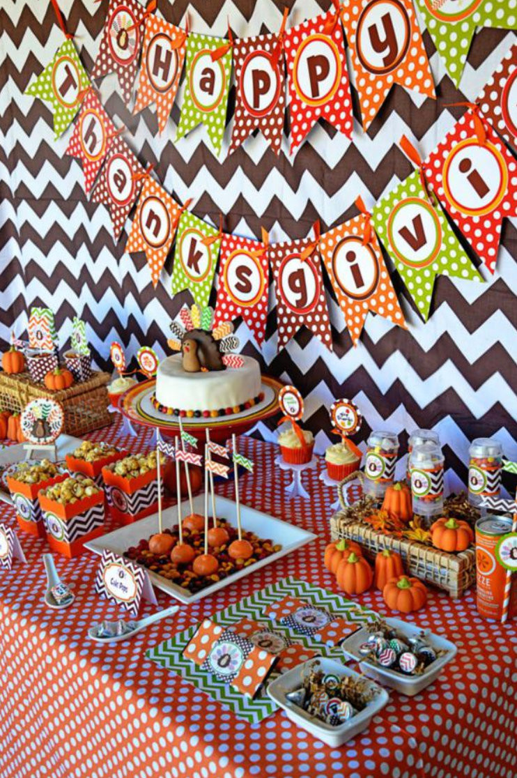 Thanksgiving Party Decorations
 Barbara s Beat MOMtrepreneurs of the Day Kara s Party