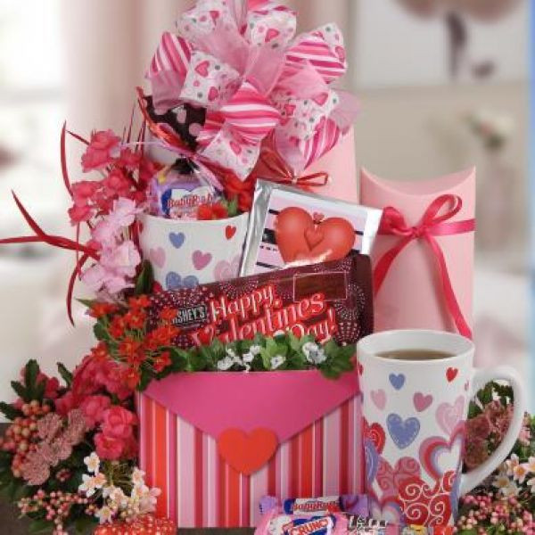 Valentines Day Ideas For Wife
 18 VALENTINE GIFT IDEAS FOR YOUR GIRLFRIEND