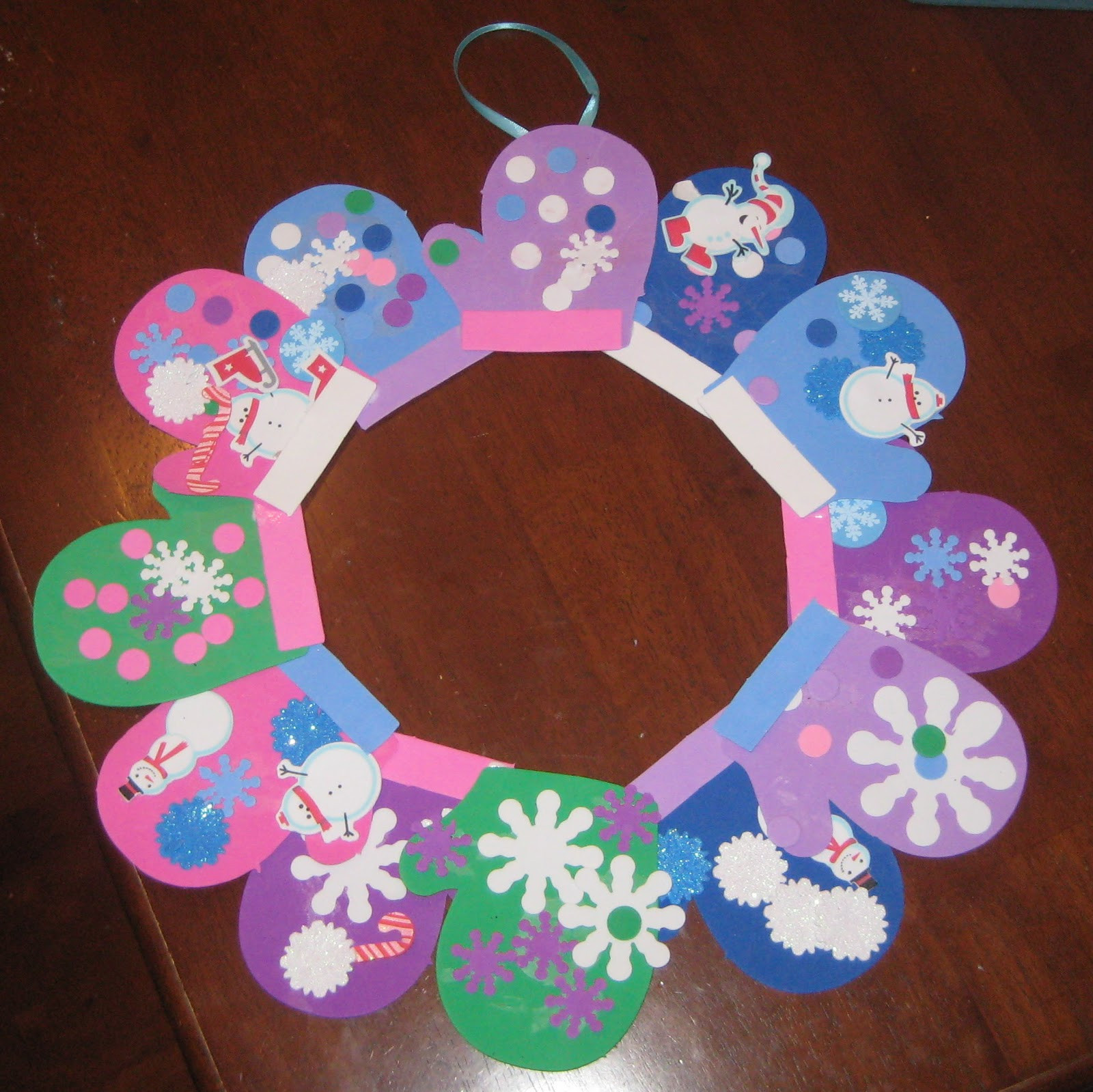 Winter Crafts For Kindergarten
 Make a Foam Winter Mitten Wreath By Stephanie