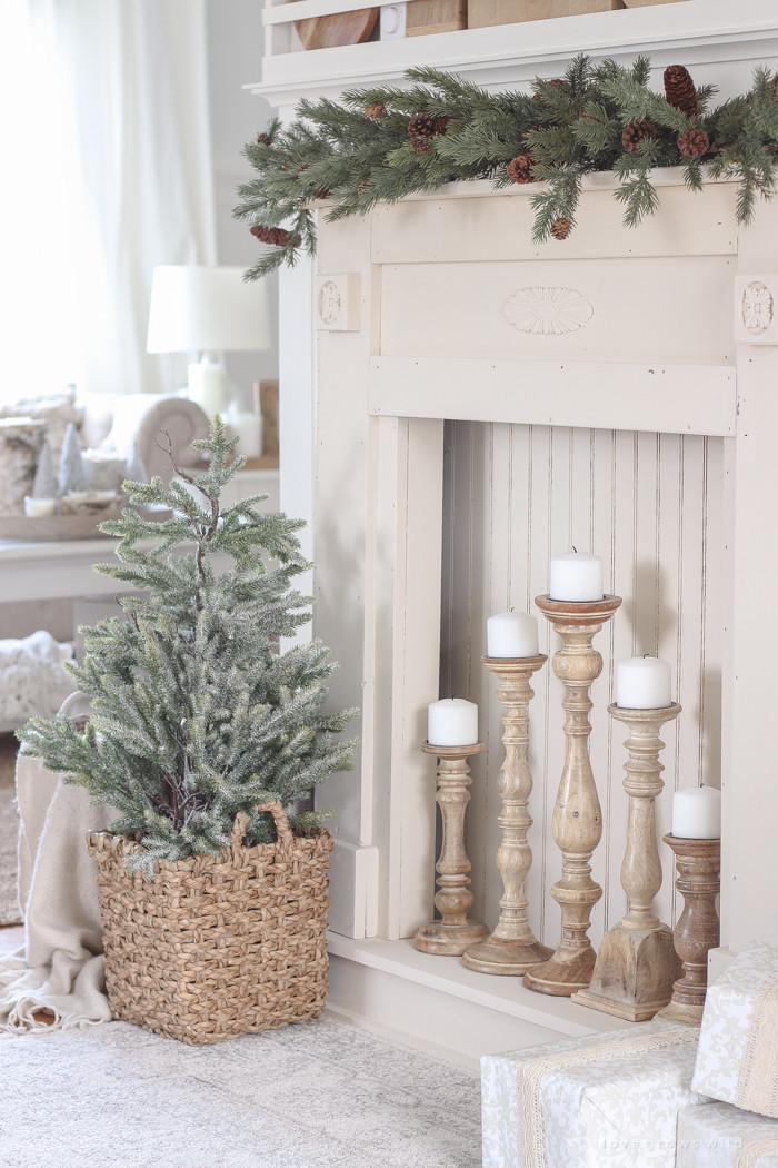 Winter Decor Pinterest
 How to Transition from Christmas to Winter Decor Beauty