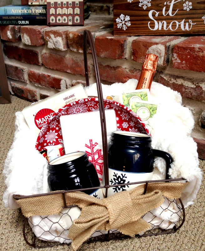 Winter Gift Ideas
 Indoor Winter Picnic Basket Thrifty and Creative DIY Gift