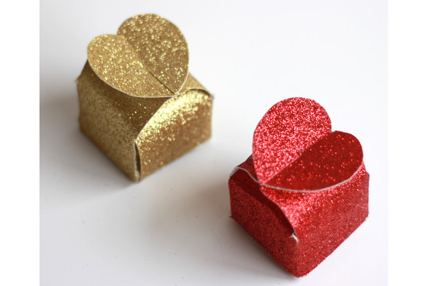 Do It Yourself Valentine Gift Ideas
 17 Easy to Make Valentine s Day Gifts