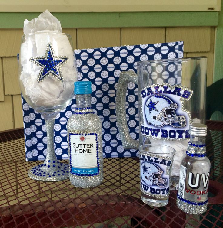 Gift Ideas For Cowboys
 Dallas Cowboy t set with matching box