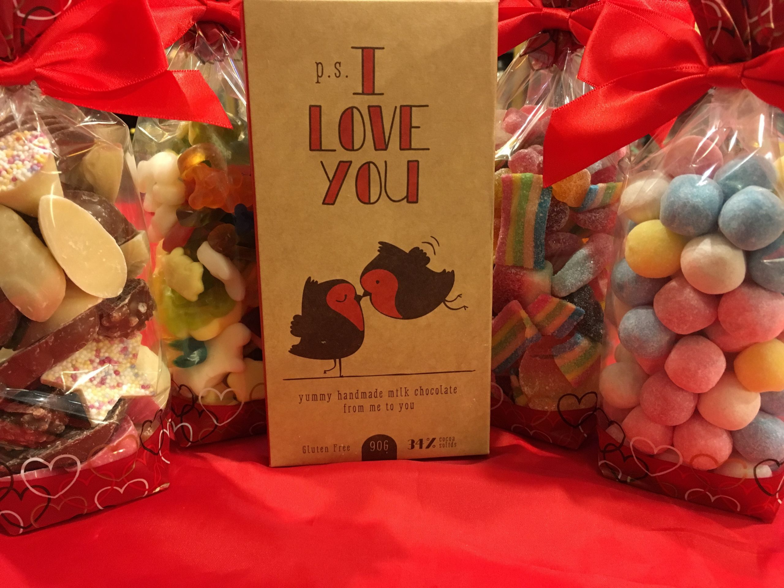 Online Valentines Gift Ideas
 Valentines Gift Box