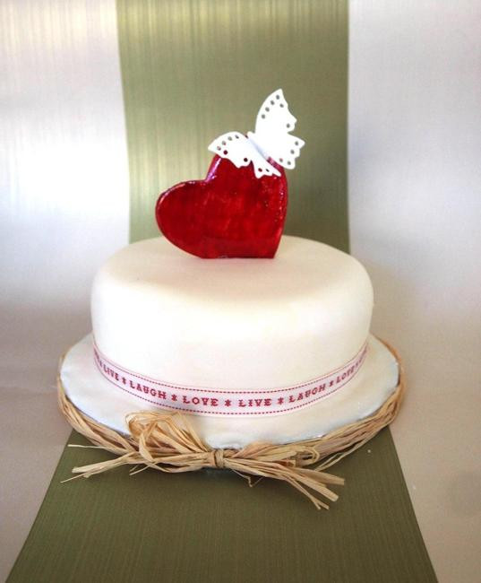 Romantic Valentines Day Ideas
 20 Romantic Valentines Day Ideas for Cake Decoration