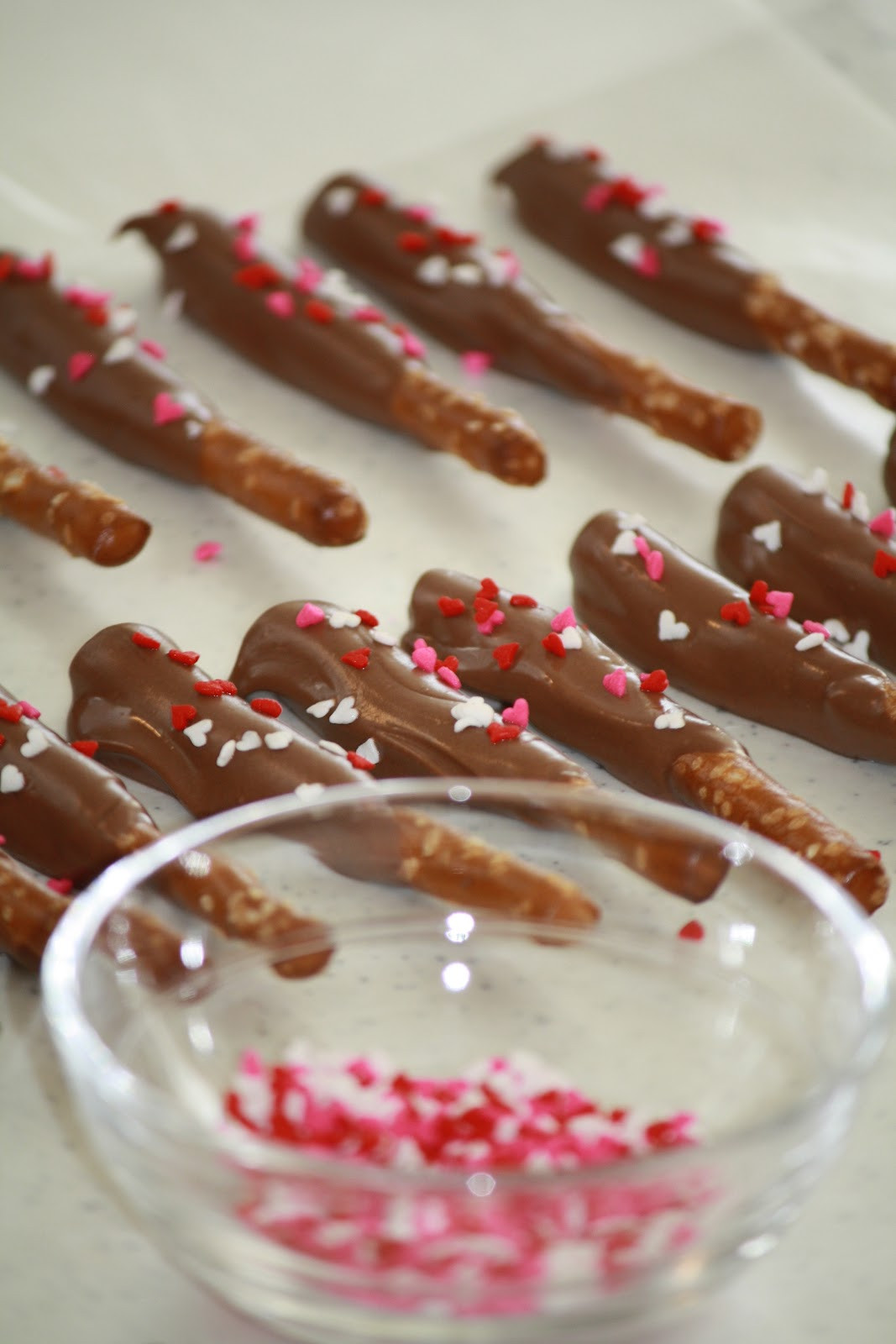 Valentine Chocolate Covered Pretzels
 whineby4 Valentines Chocolate covered Pretzels