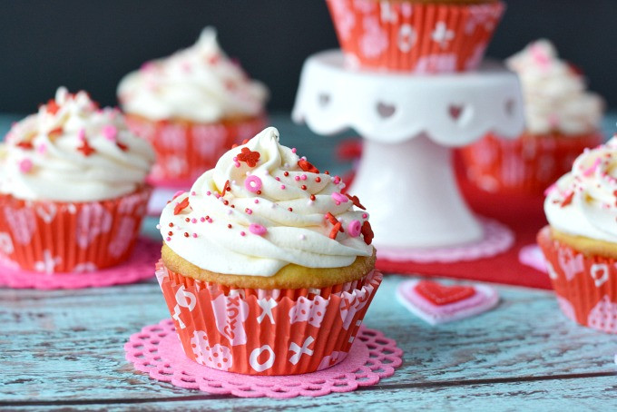 Valentine Cupcakes Pinterest
 Valentine Cupcakes With Homemade Marshmallow Cream
