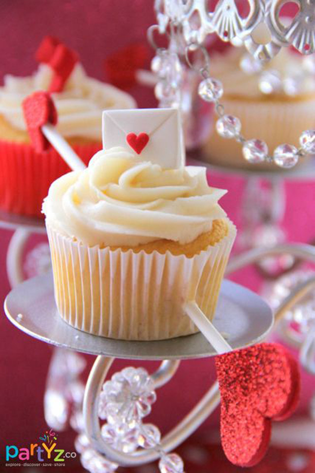 Valentine Cupcakes Pinterest
 25 Pretty Cupcakes for Valentine s Day e Charming Day