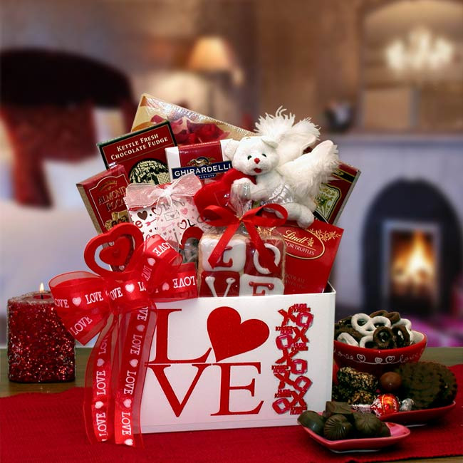 Valentine Day Gift Ideas For Wife
 Valentine s Day Gift Baskets For Your Sweet Girlfriend