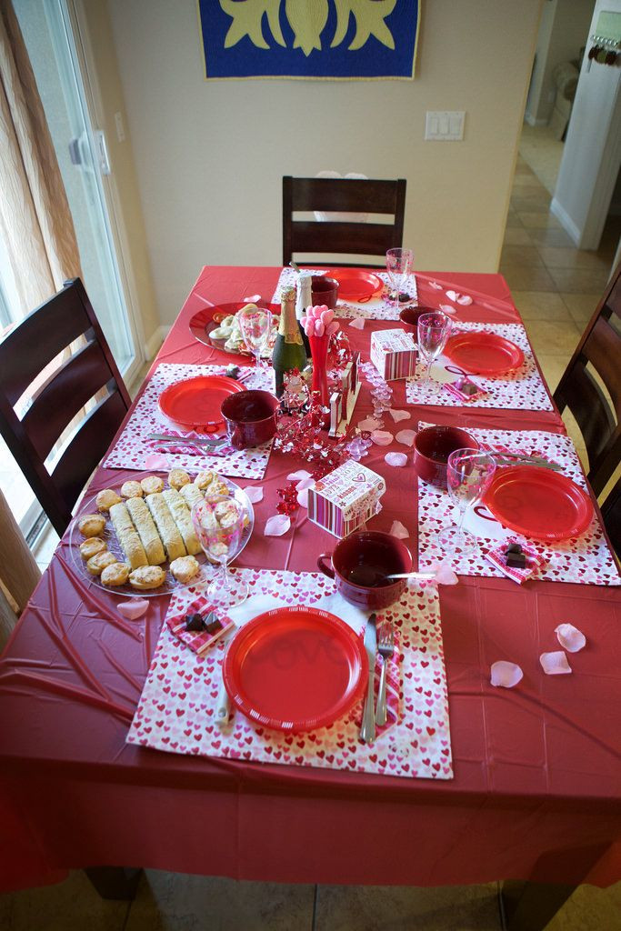 Valentine Dinner For Family
 Valentine s Dinner Table