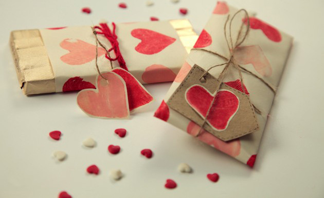 Valentine Gift Wrapping Ideas
 Homemade Valentine ts Cute wrapping ideas and small
