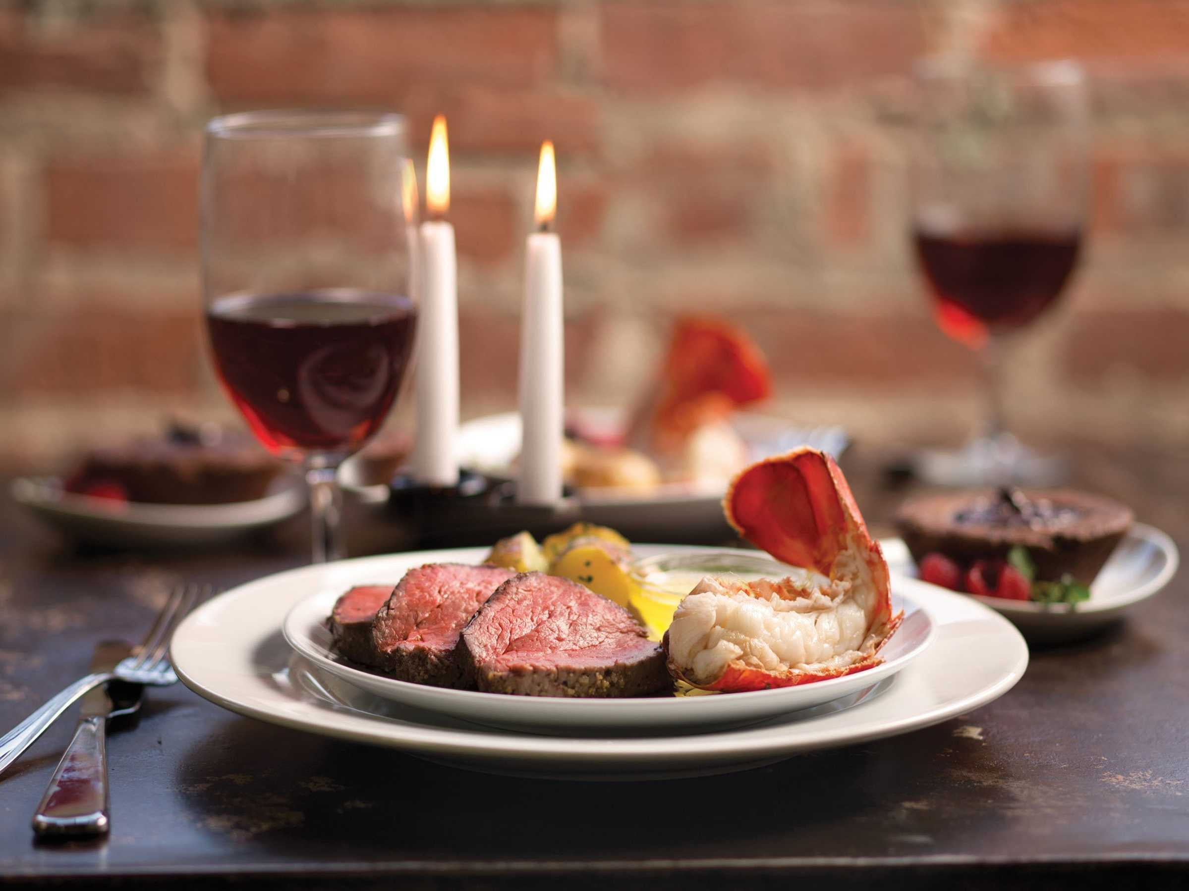 Valentines Day Romantic Dinner Ideas
 Valentines Dinner Ideas with 5 Lovingly Dishes